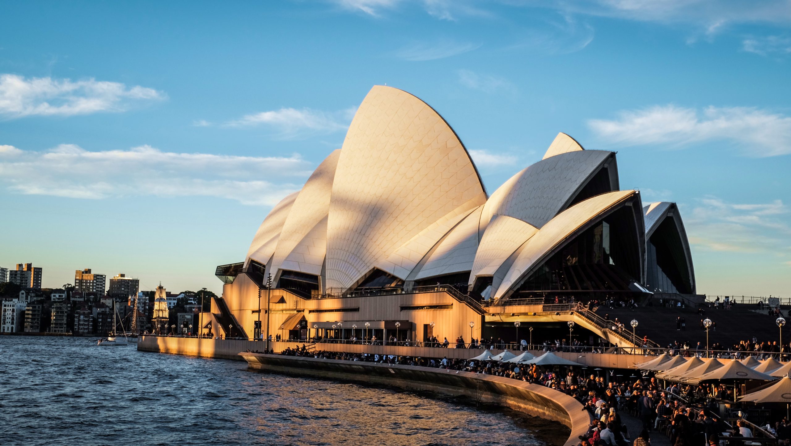 sydney-opera-building-in-australia